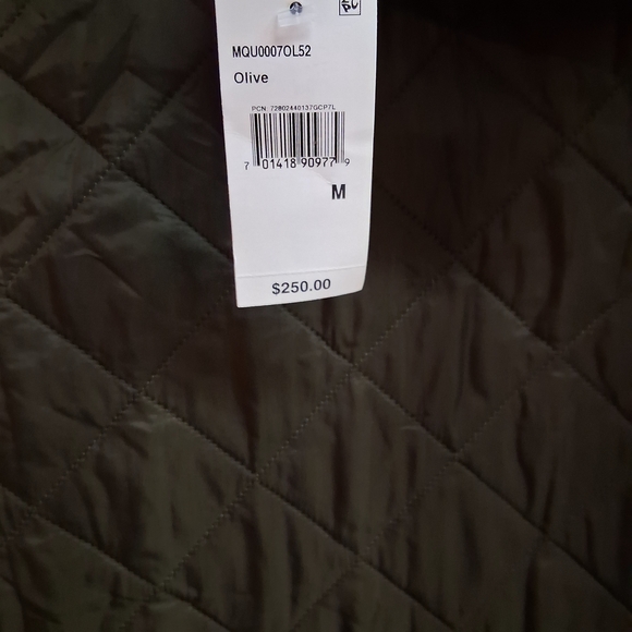 Barbour Men's Lightweight Quilted Jacket in Dark Green - Picture 5 of 6